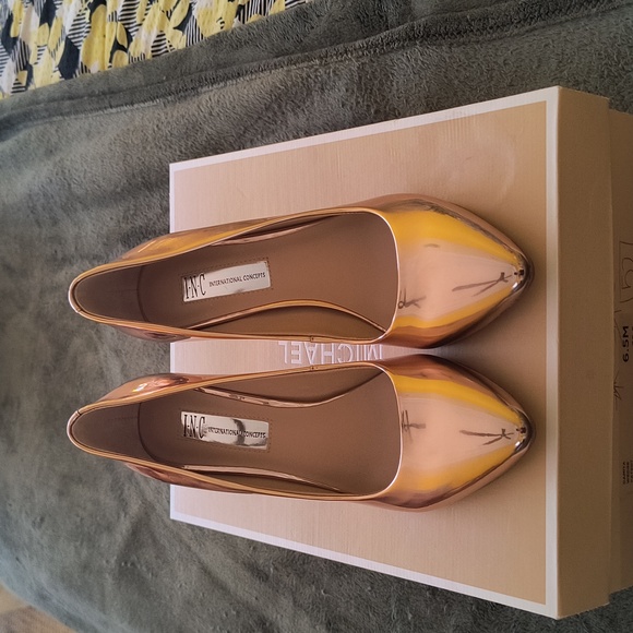 I.N.C International Concepts Rose Gold Heels, size 6.5 - Picture 1 of 5